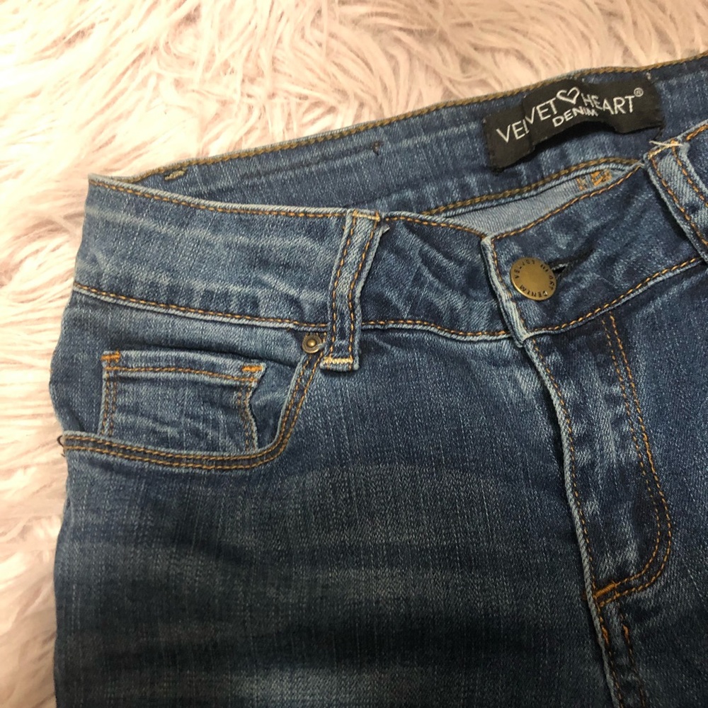 Mid Rise Cropped Jeans - Picture 5 of 8